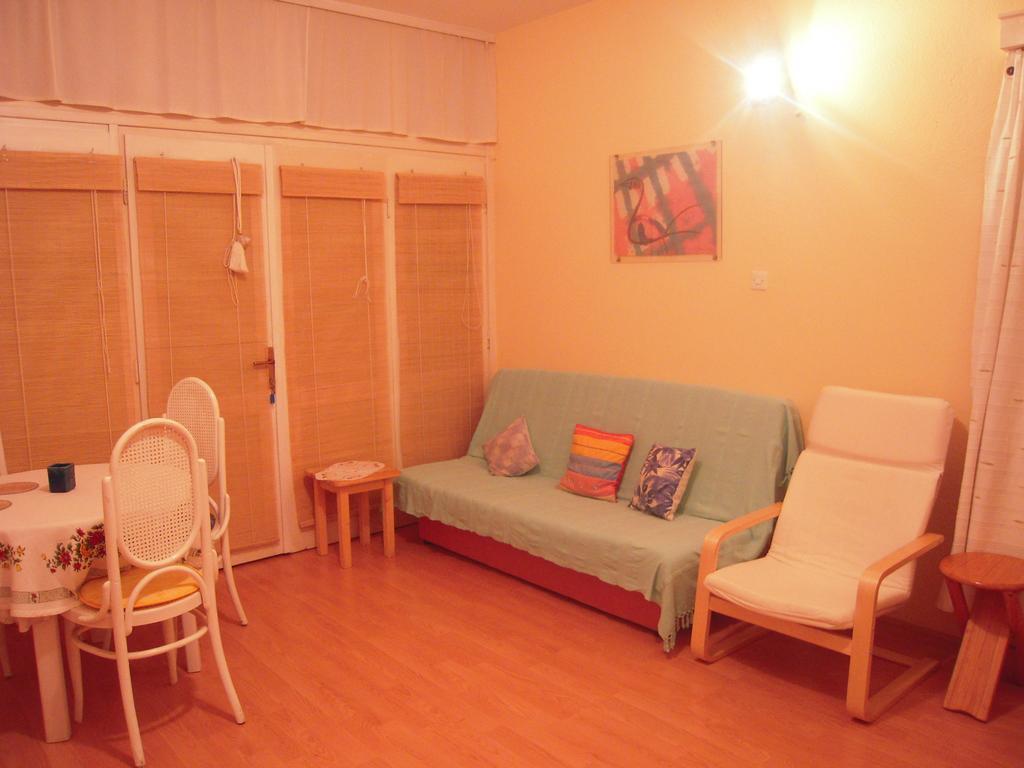 Apartments Ljuba I Mare Malinska Zimmer foto